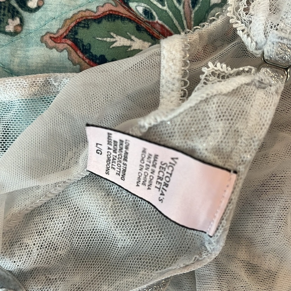 Dream Angels Victoria’s Secret lined Demi bra and panty set - Picture 5 of 8